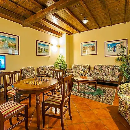 Plestina Ristorante Pizzeria فندق فولينيو